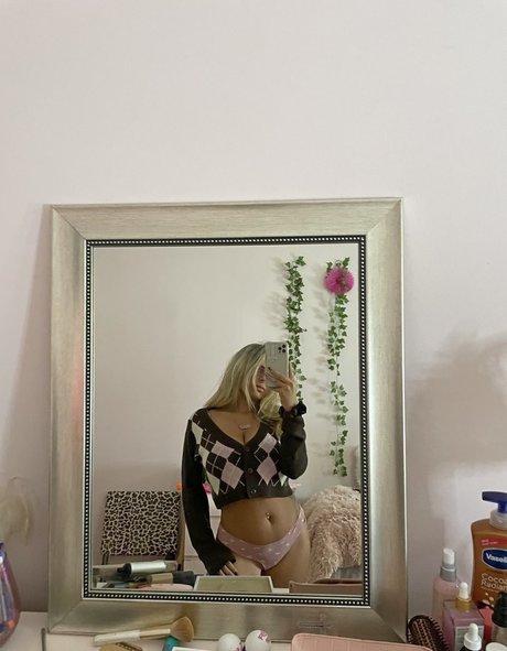 Lila Merlino hd pornostar fotos