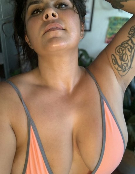 queenofcali hd nackten foto