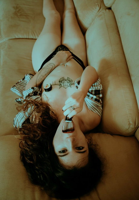 große titten gothic onlyfans beste kunst archiv