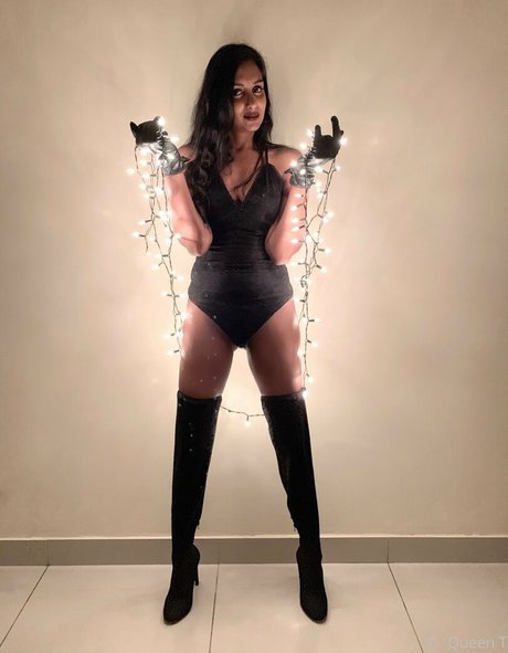 thequeentrish xxx exklusive archiv