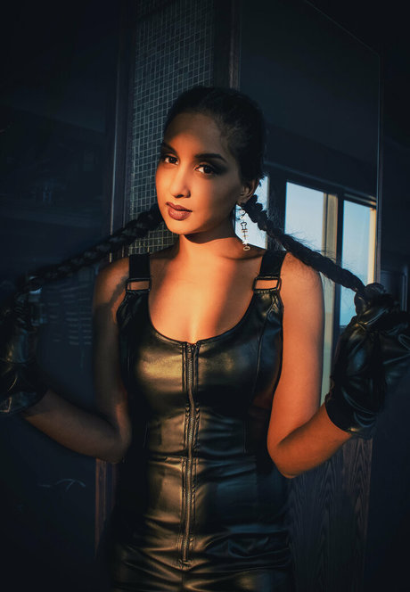 thequeentrish schauspielerin erotische galerie