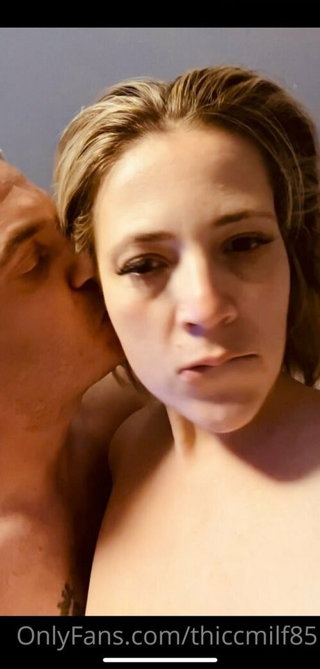 thiccmilf85 top hübsche bild