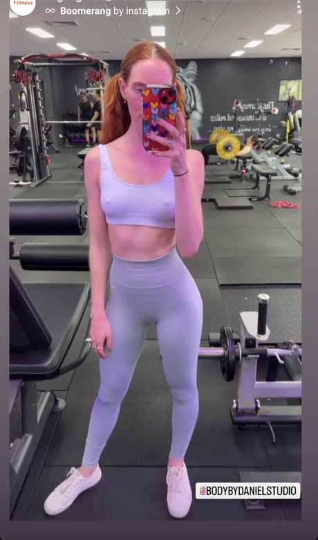 Belinda Vickers hd akt archiv