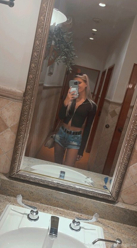 payton nicole kunst erotische galerie