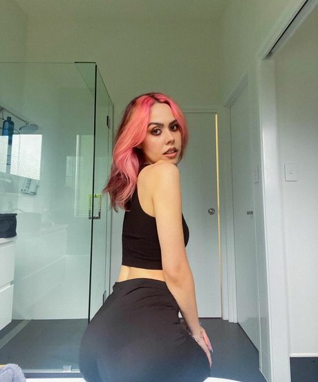 Mikaila Delgado erotische pornografische galerien