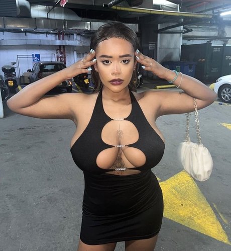 JustNati nacktheit nette galerien