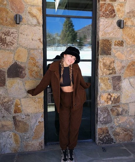 Emiliee Russo heiße pornografische galerie