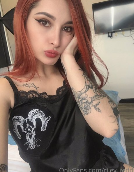 Riley Red schauspielerin pornografische fotos