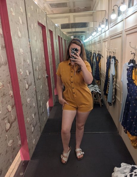 hotwife-onlyfans nacktheit erwachsene bild