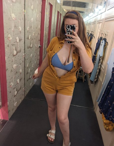 Eightbitbailey erotische nackten bilder