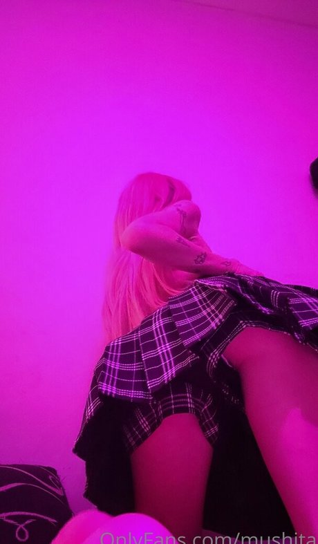 mushita heiße schöne bild