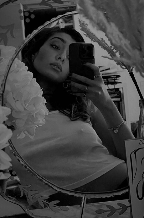 Leyla Sitki schauspielerin perfekte fotos