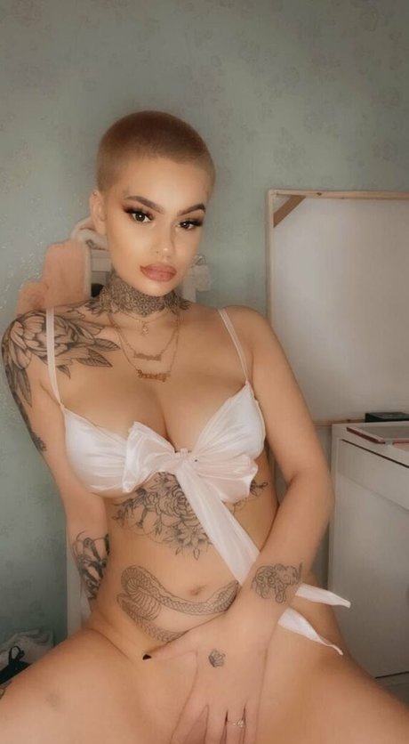 kurze teen-onlyfans pornographische fotos