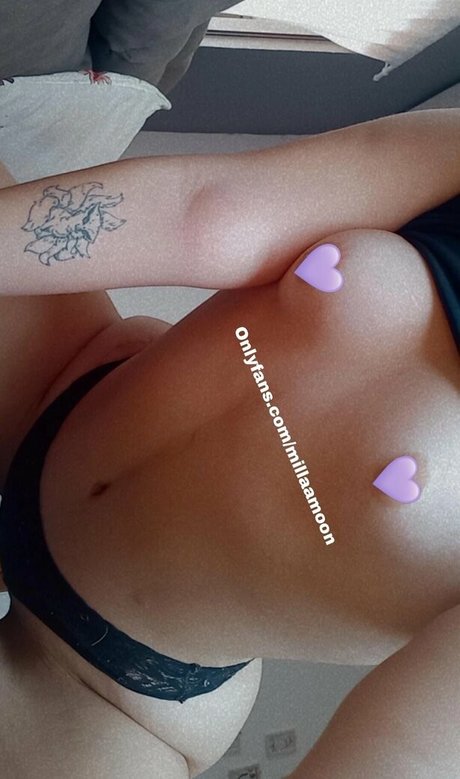 millaamoon exklusive sexy bild