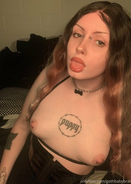 gothbabybrat top nackten galerie