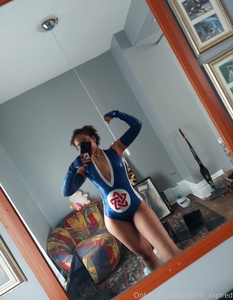 Slightly Expired hd schöne galerien