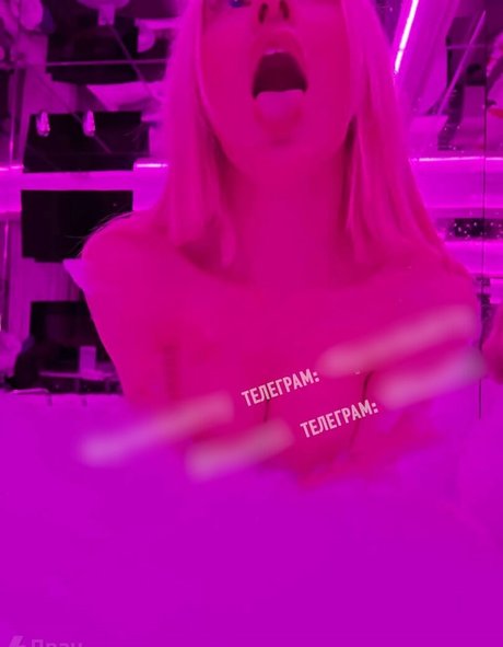 dünne große titten nur fans nackt pornografische bild