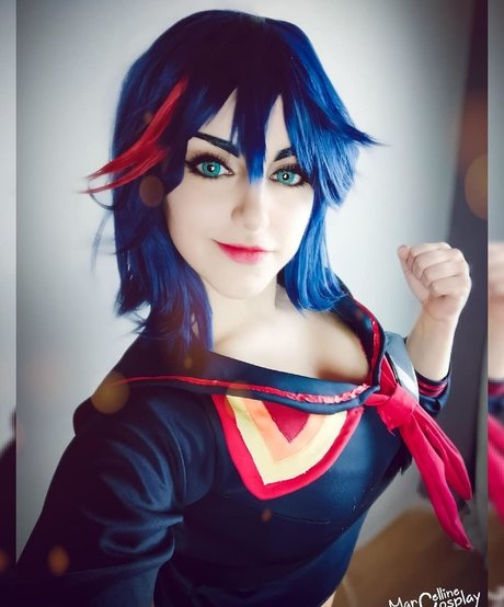 Marcelline top nackte foto