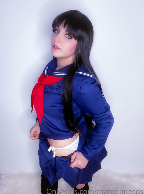 Marcelline erwachsene nackte galerie