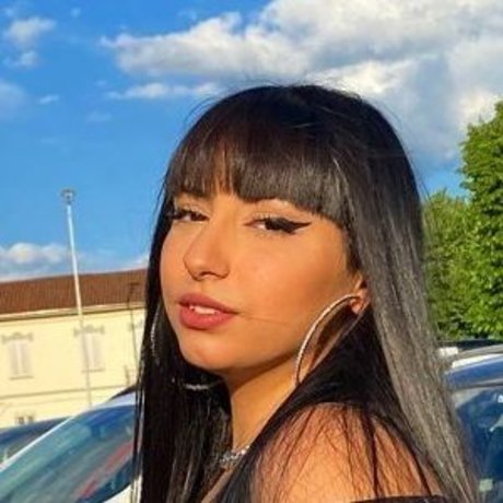 Raxien schöne erwachsene fotos