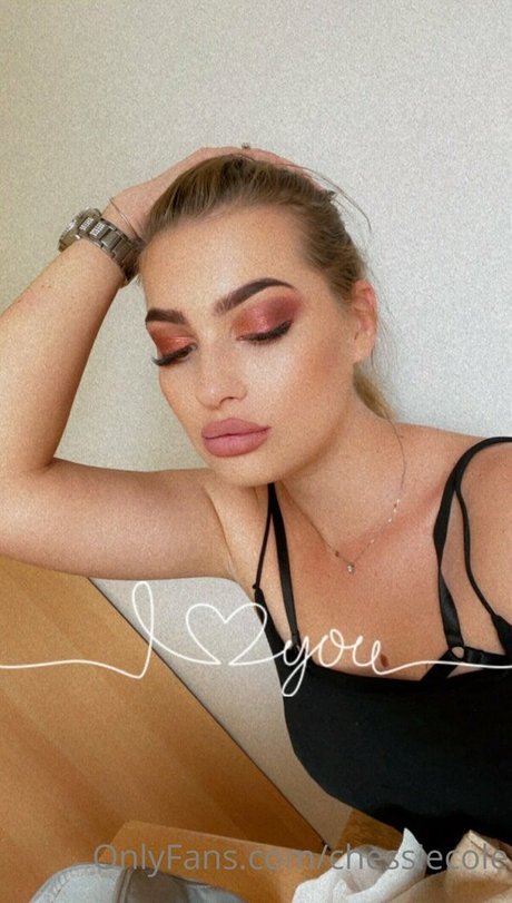 chessiecole heiße erotische bild