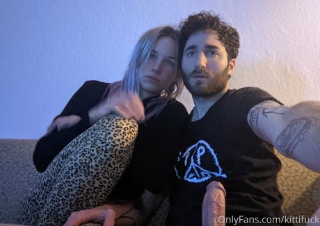 kittifuck kunst nacktheit foto